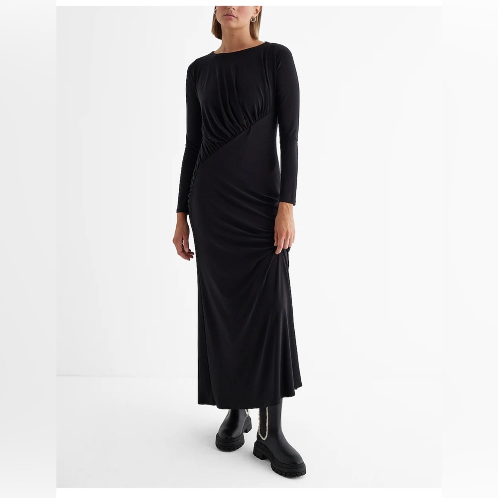 π© SOLD - Express Pleated Long Sleeve Cocktail Gown - Picture 6 of 7